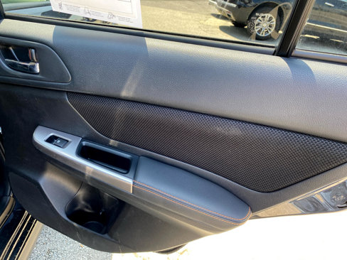 Used 2016 Subaru Crosstrek 2.0i Premium image 19