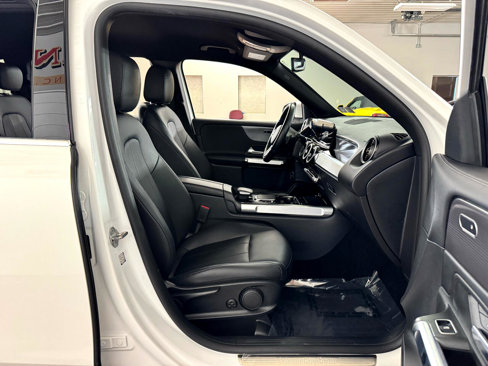 Used 2022 Mercedes-Benz GLB 250 4MATIC image 37