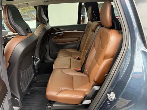 Used 2019 Volvo XC90 T6 Momentum w/ Advanced Package image 11