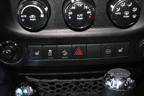 Used 2012 Jeep Wrangler Sahara w/ Connectivity Group image 19