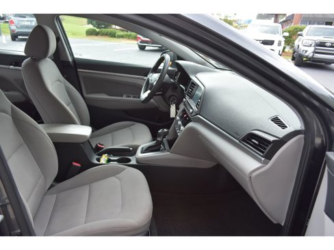 Used 2020 Hyundai Elantra SEL image 14