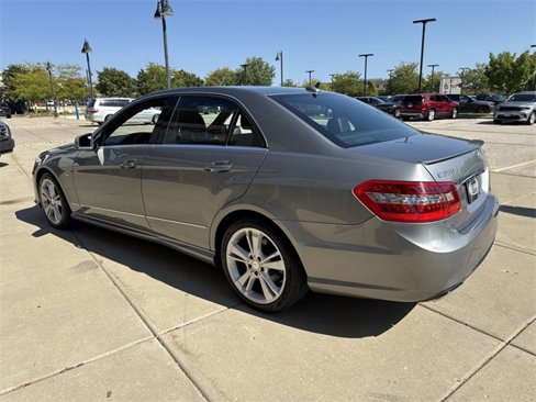 Used 2012 Mercedes-Benz E 350 4MATIC Sedan image 7