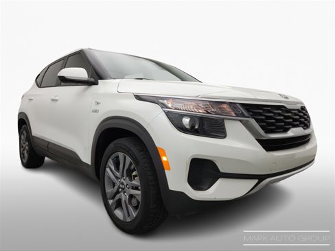 Used 2021 Kia Seltos LX image 3