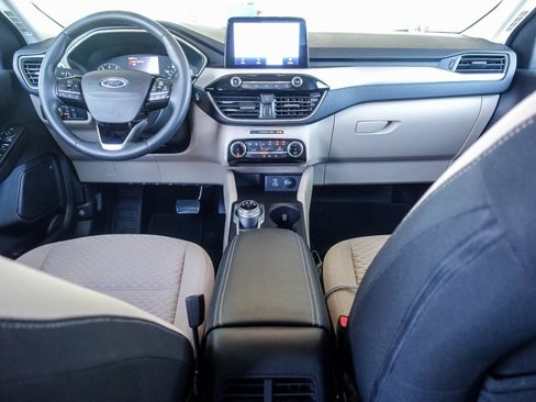 Used 2022 Ford Escape SE w/ Convenience Package image 4