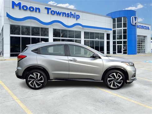 Used 2019 Honda HR-V Sport image 7