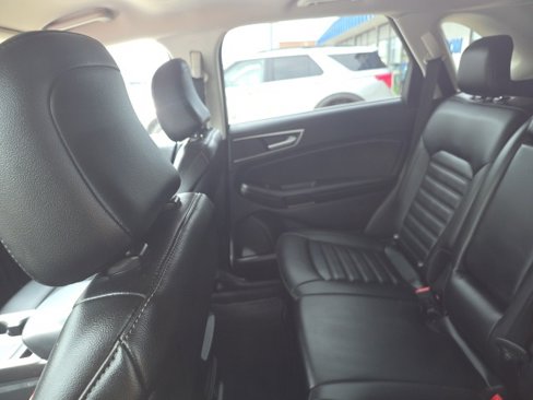 Used 2021 Ford Edge SEL w/ Cargo Accessory Package image 8