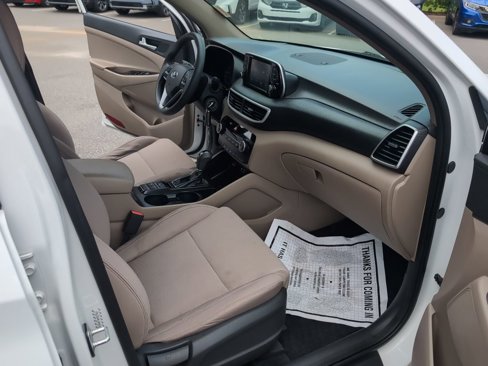 Used 2020 Hyundai Tucson SE w/ Cargo Package image 14