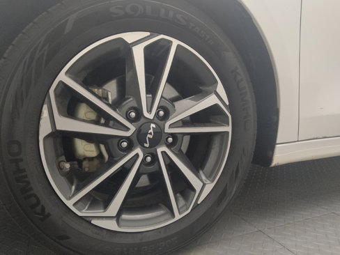 Used 2023 Kia Forte LXS image 31