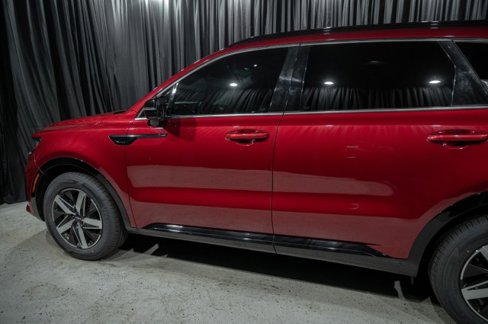 Used 2022 Kia Sorento S w/ Panoramic Sunroof Package image 6