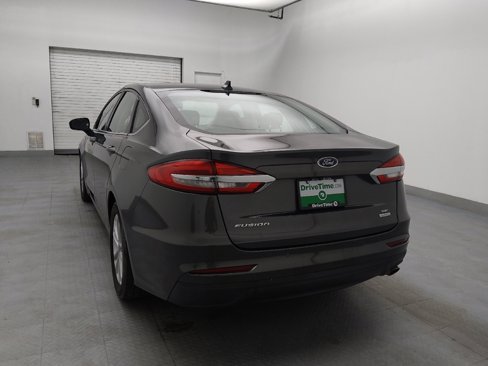 Used 2020 Ford Fusion SE image 6