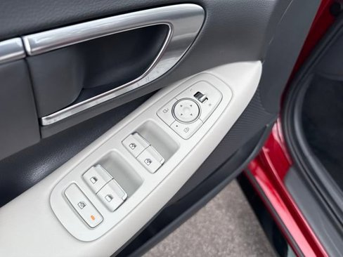Certified 2023 Hyundai Sonata SEL w/ Convenience Package image 11