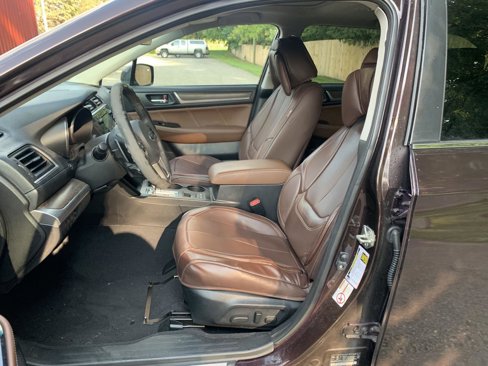 Used 2017 Subaru Outback 3.6R Touring image 7