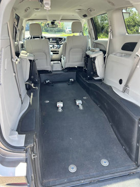 Used 2017 Chrysler Pacifica LX image 14