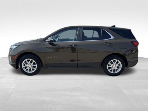 Certified 2023 Chevrolet Equinox LT image 2