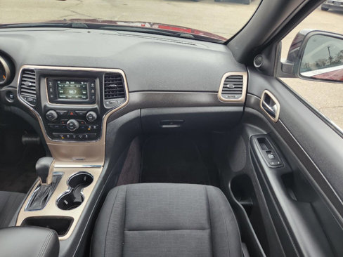 Used 2016 Jeep Grand Cherokee Laredo w/ Quick Order Package 23E image 17