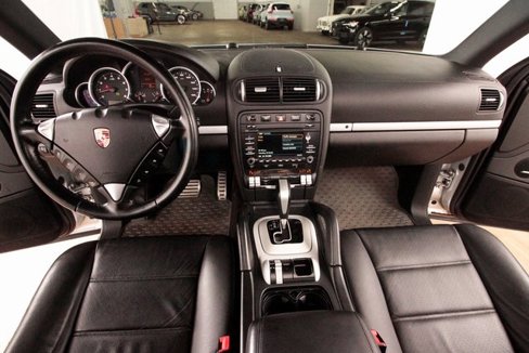 Used 2009 Porsche Cayenne S image 37