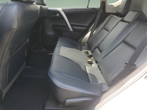 Used 2016 Toyota RAV4 Limited image 12