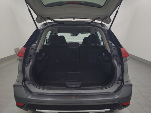 Used 2020 Nissan Rogue S image 29