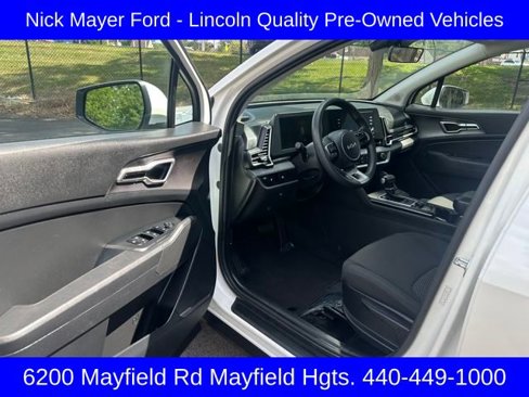 Used 2023 Kia Sportage LX image 11