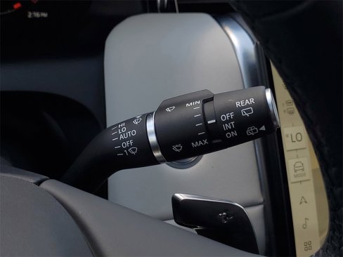 Used 2024 Land Rover Discovery Sport S image 19
