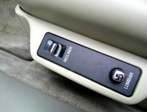 Used 1995 Cadillac De Ville Concours image 34