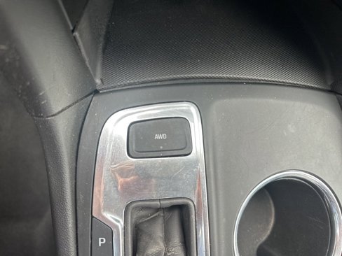Used 2020 Chevrolet Equinox LT image 23