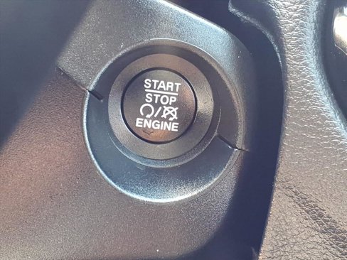 Used 2021 Jeep Compass Limited image 4