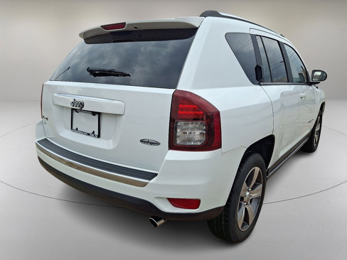 Used 2016 Jeep Compass High Altitude image 10