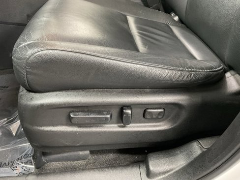 Certified 2020 Honda Pilot Touring image 36