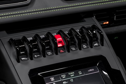 Used 2023 Lamborghini Huracan EVO image 24