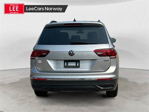 Used 2022 Volkswagen Tiguan S image 4