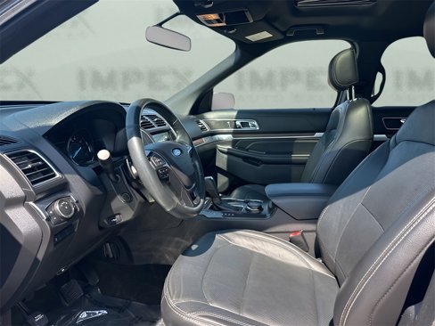 Used 2017 Ford Explorer Limited image 9