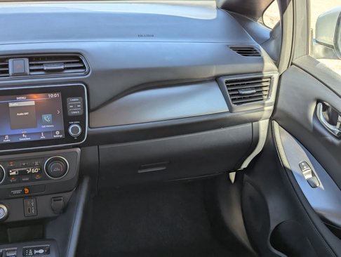 Used 2023 Nissan Leaf S image 15