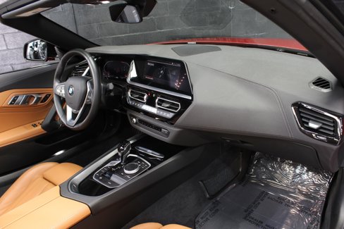 Used 2022 BMW Z4 sDrive30i w/ Driving Assistance Package image 49