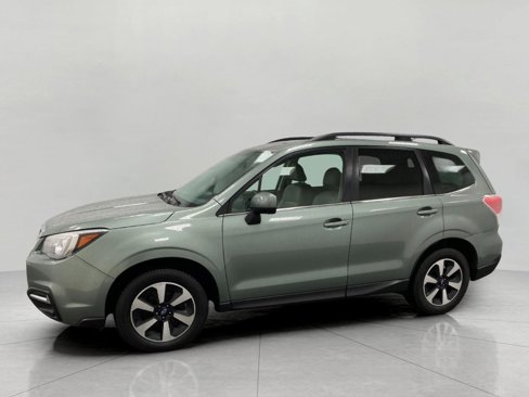 Used 2017 Subaru Forester 2.5i Limited image 9