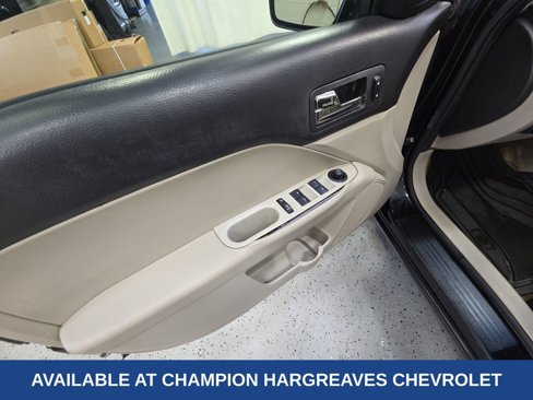 Used 2009 Ford Fusion SE image 31