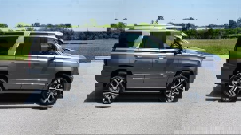 Used 2018 GMC Yukon Denali image 5