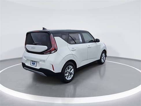 Used 2024 Kia Soul S image 7