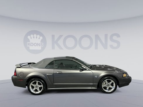 Used 2004 Ford Mustang GT image 8