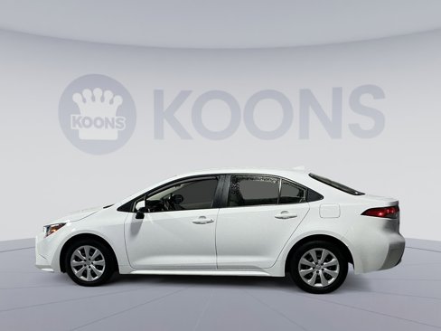 Used 2022 Toyota Corolla LE image 13