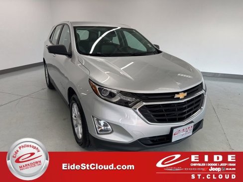 Used 2021 Chevrolet Equinox LS image 1