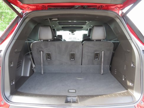 Used 2022 Chevrolet Traverse LT w/ LT Premium Package image 36