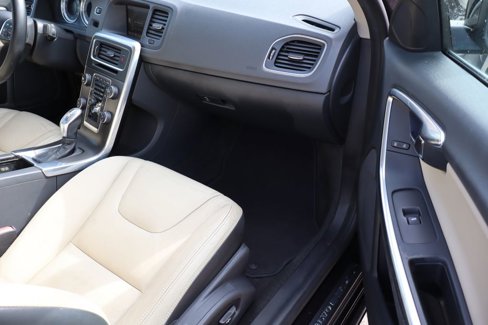 Used 2013 Volvo S60 T5 image 44