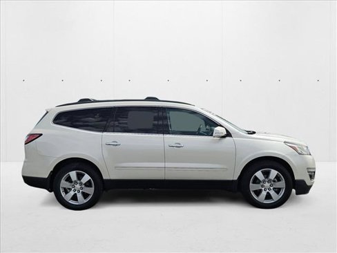 Used 2015 Chevrolet Traverse LTZ image 4
