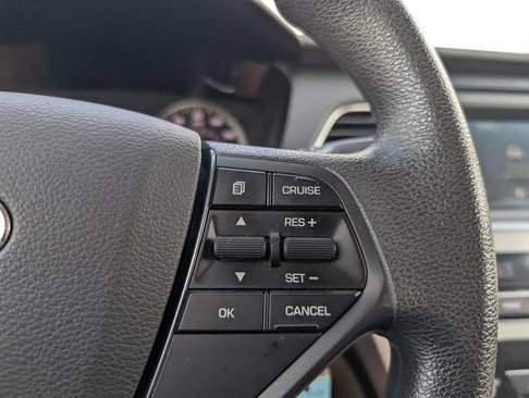 Used 2016 Hyundai Sonata SE image 15