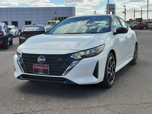 New 2025 Nissan Sentra SR image 4