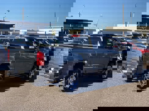 Used 2022 Chevrolet Colorado LT w/ Fleet Safety Package image 6