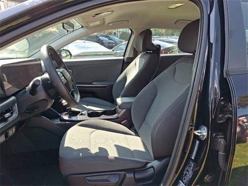 Certified 2025 Kia K4 LX image 13