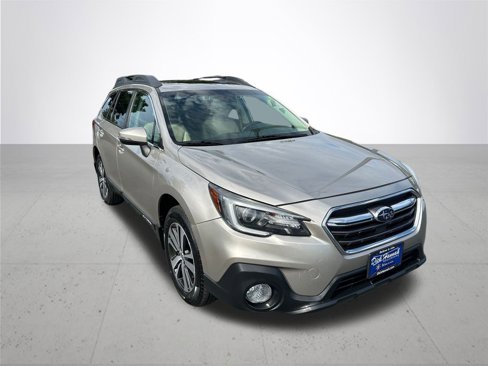 Used 2018 Subaru Outback 3.6R Limited image 5