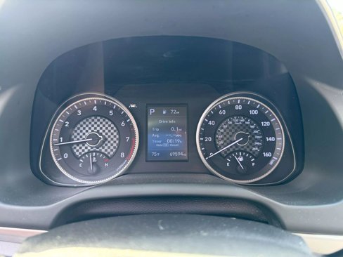 Used 2020 Hyundai Elantra SEL image 17